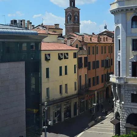 Lägenhet Piazza Garibaldi